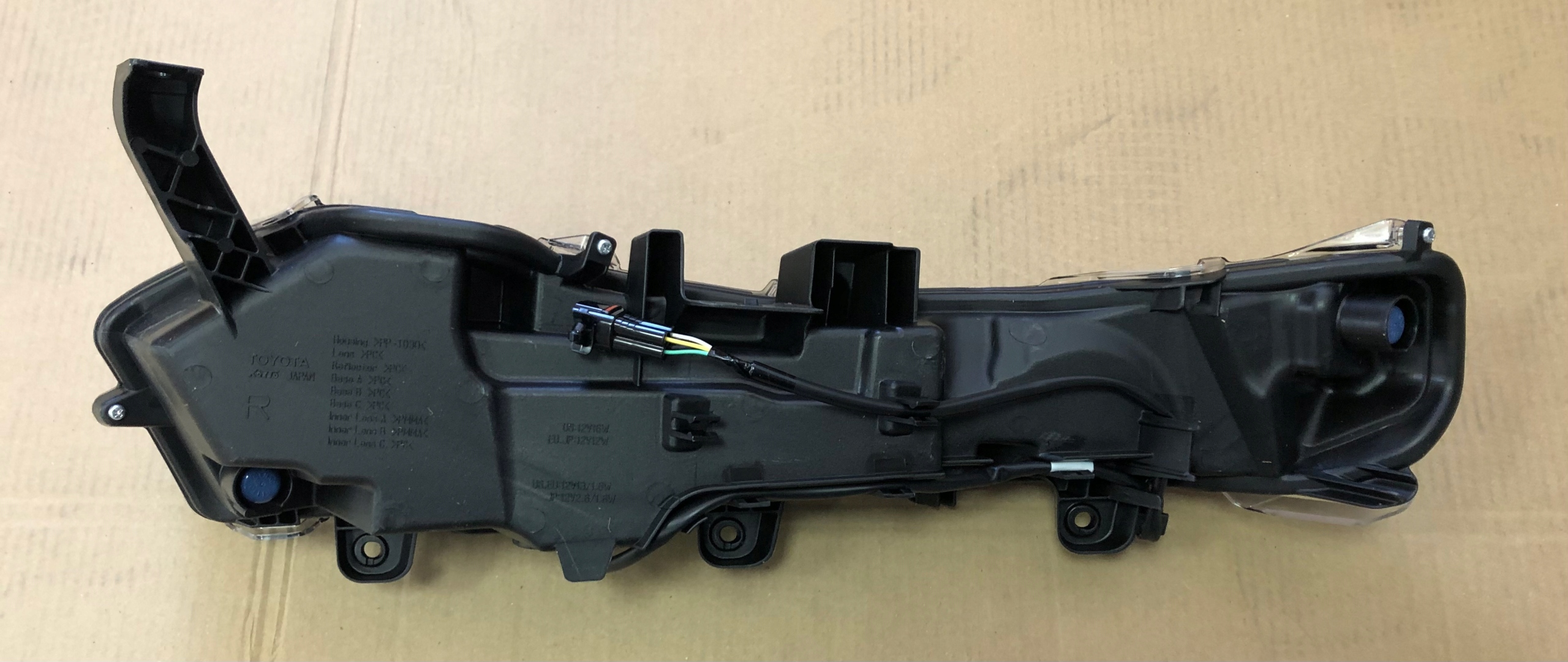 světlomet pravý přední OE 8161078090 Toyota/lexus Nx, Skladem v EU — foto 3 z 4