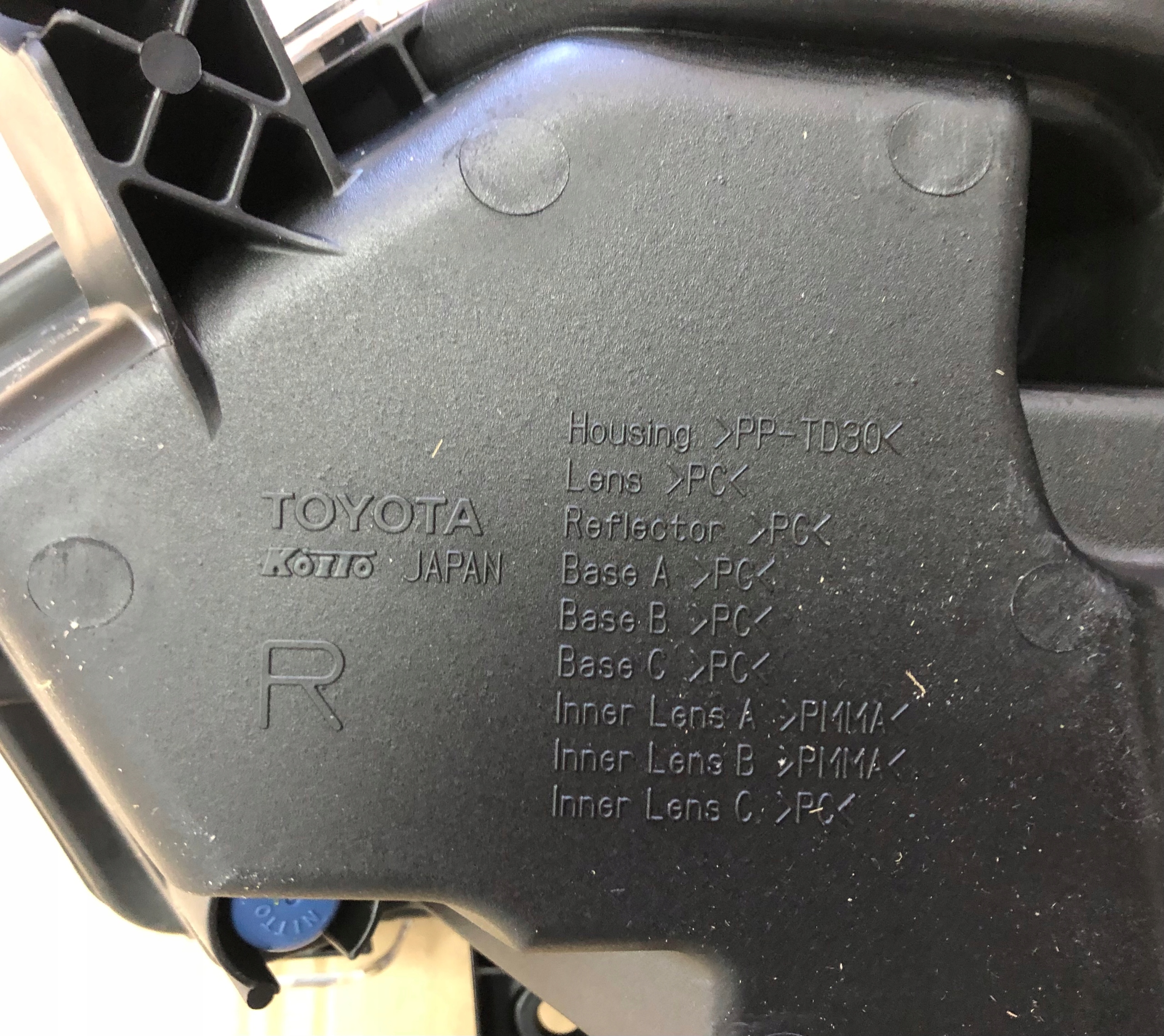 světlomet pravý přední OE 8161078090 Toyota/lexus Nx, Skladem v EU — foto 4 z 4