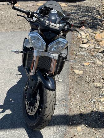 2011 Triumph, dovoz USA — foto 7 z 11
