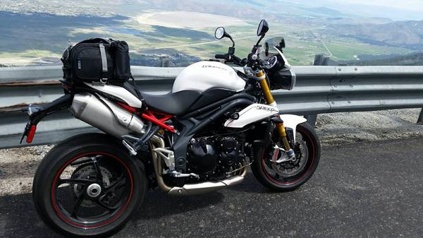 2012 Triumph, dovoz USA — foto 2 z 6