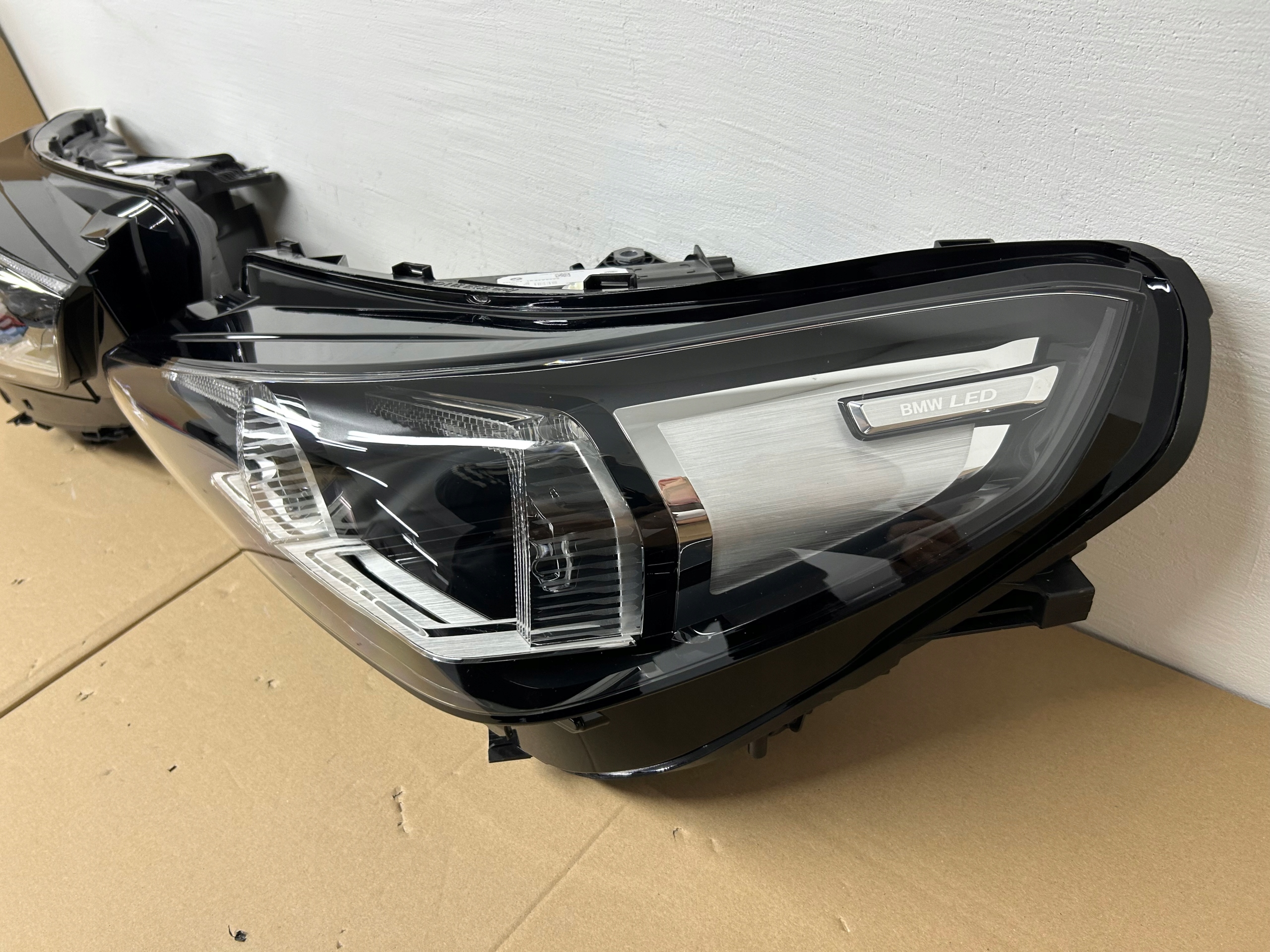BMW OE 4A27815-01 5A5BD48-02 světlomety přední, dovoz Skladem v EU — foto 5 z 10