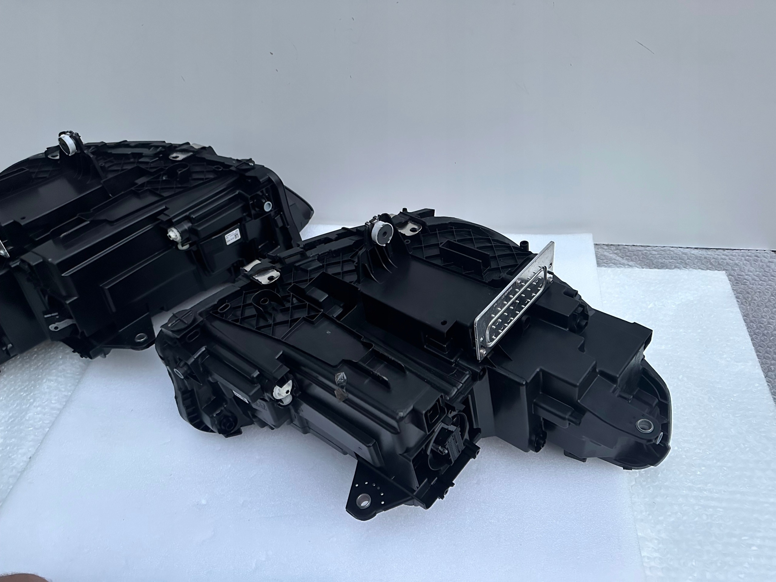 přední světlomet BMW OE LED elektrická regulace levé + pravé, Skladem v EU — foto 5 z 15