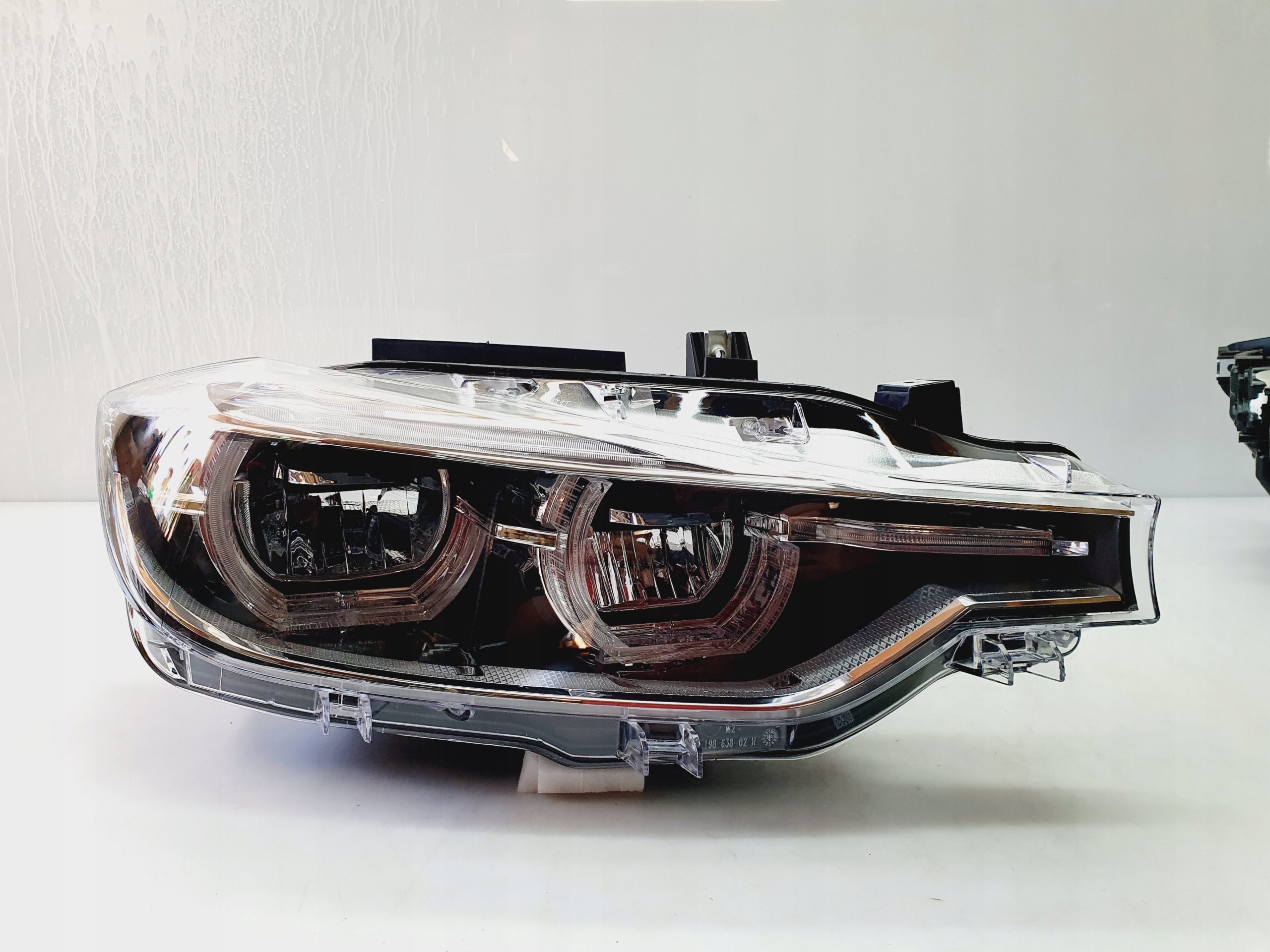 přední světlomet BMW OE LED elektrická komplet levý i pravý verze evropská, Skladem v EU — foto 3 z 15