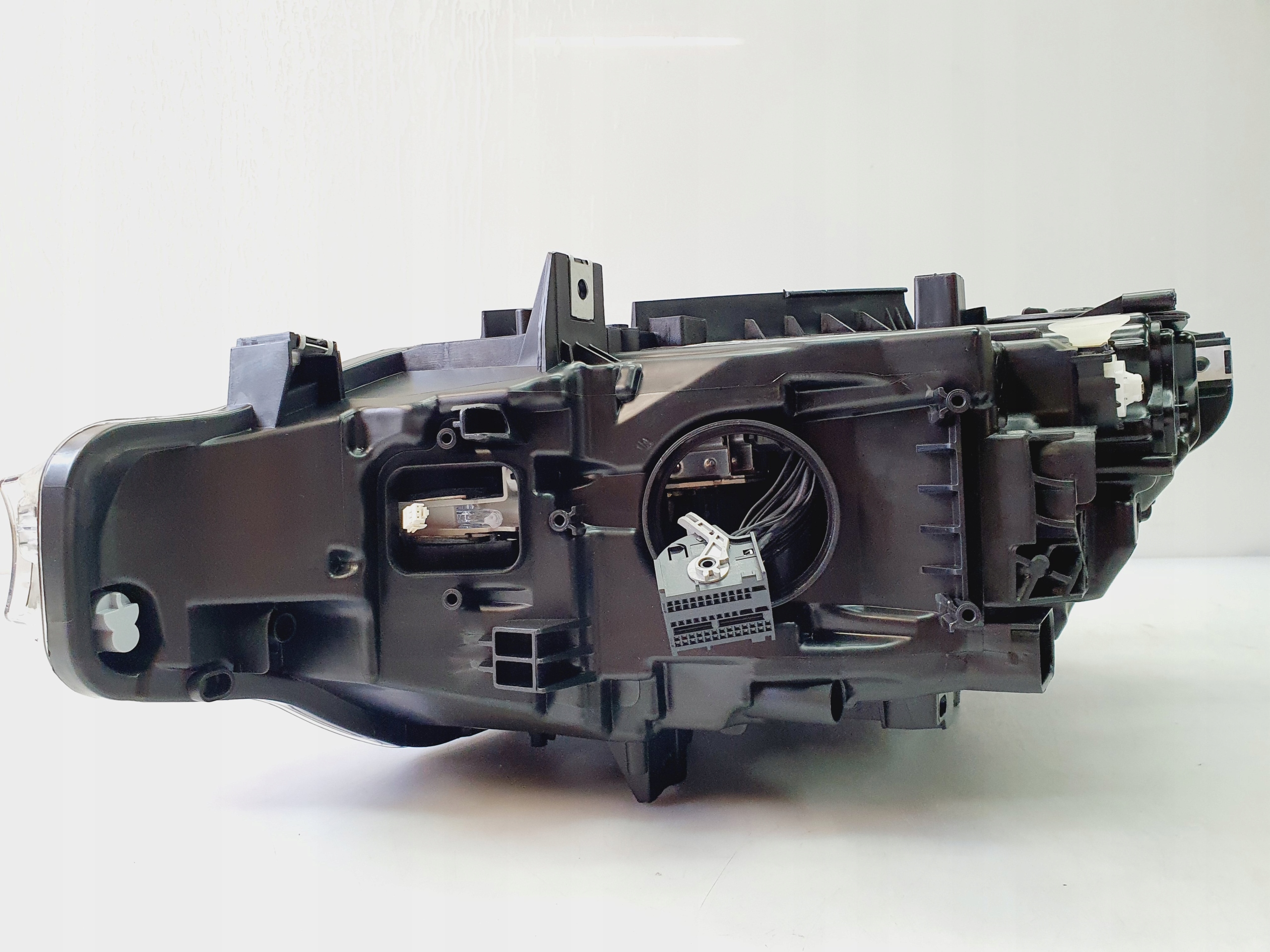 přední světlomet BMW OE LED elektrická komplet levý i pravý verze evropská, Skladem v EU — foto 8 z 15