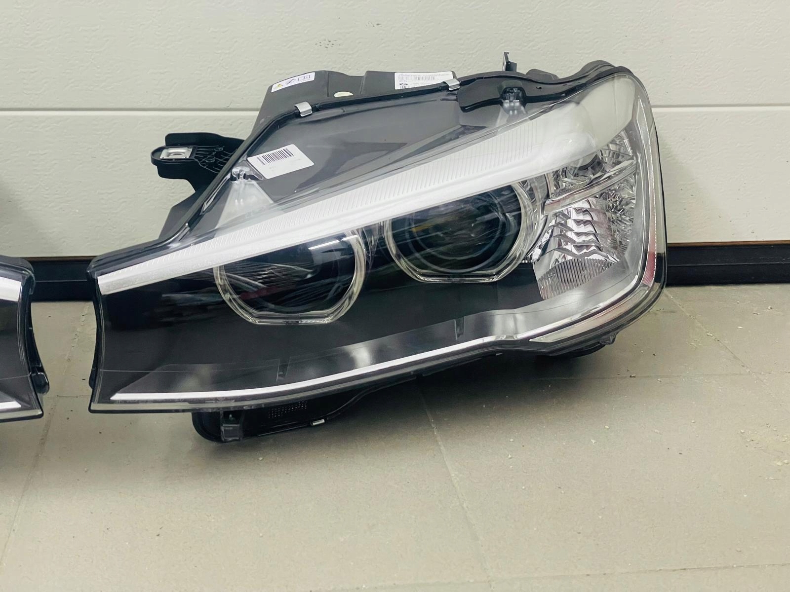 2× přední světlomet BMW LED elektrická regulace komplet levý i pravý, Skladem v EU — foto 2 z 9