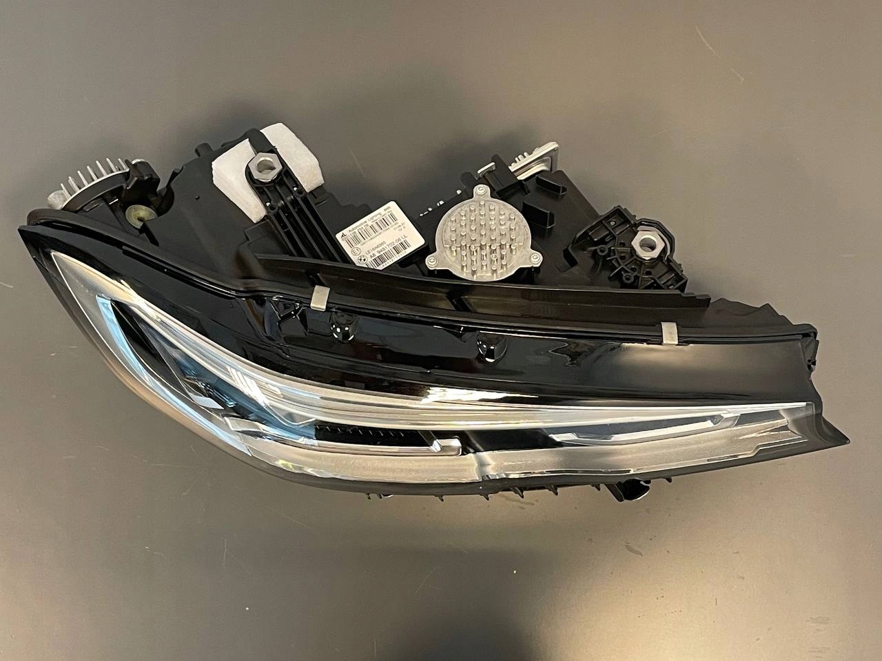 přední světlomet BMW OE LED elektrická regulacja levá/pravá, dovoz Skladem v EU — foto 10 z 15
