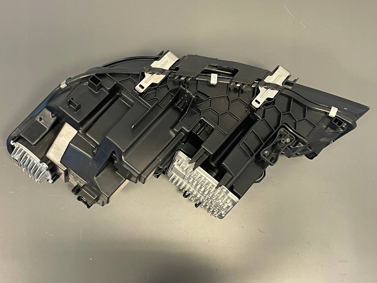 přední světlomet BMW OE LED elektrická regulacja levá/pravá, dovoz Skladem v EU — foto 12 z 15