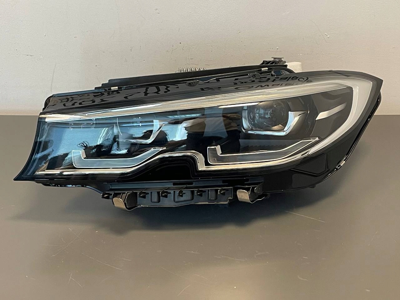 přední světlomet BMW OE LED elektrická regulacja levá/pravá, dovoz Skladem v EU — foto 2 z 15