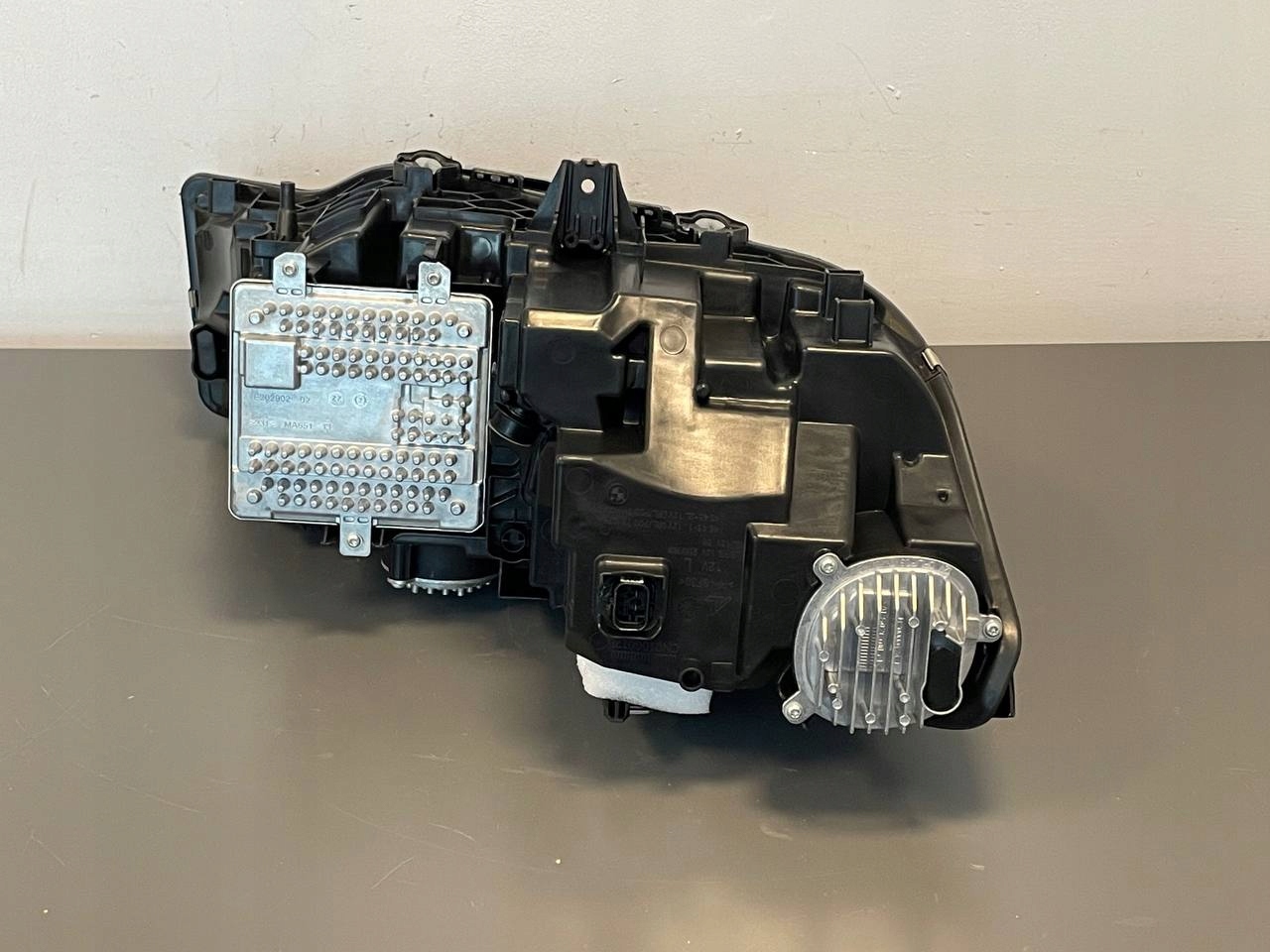 přední světlomet BMW OE LED elektrická regulacja levá/pravá, dovoz Skladem v EU — foto 7 z 15