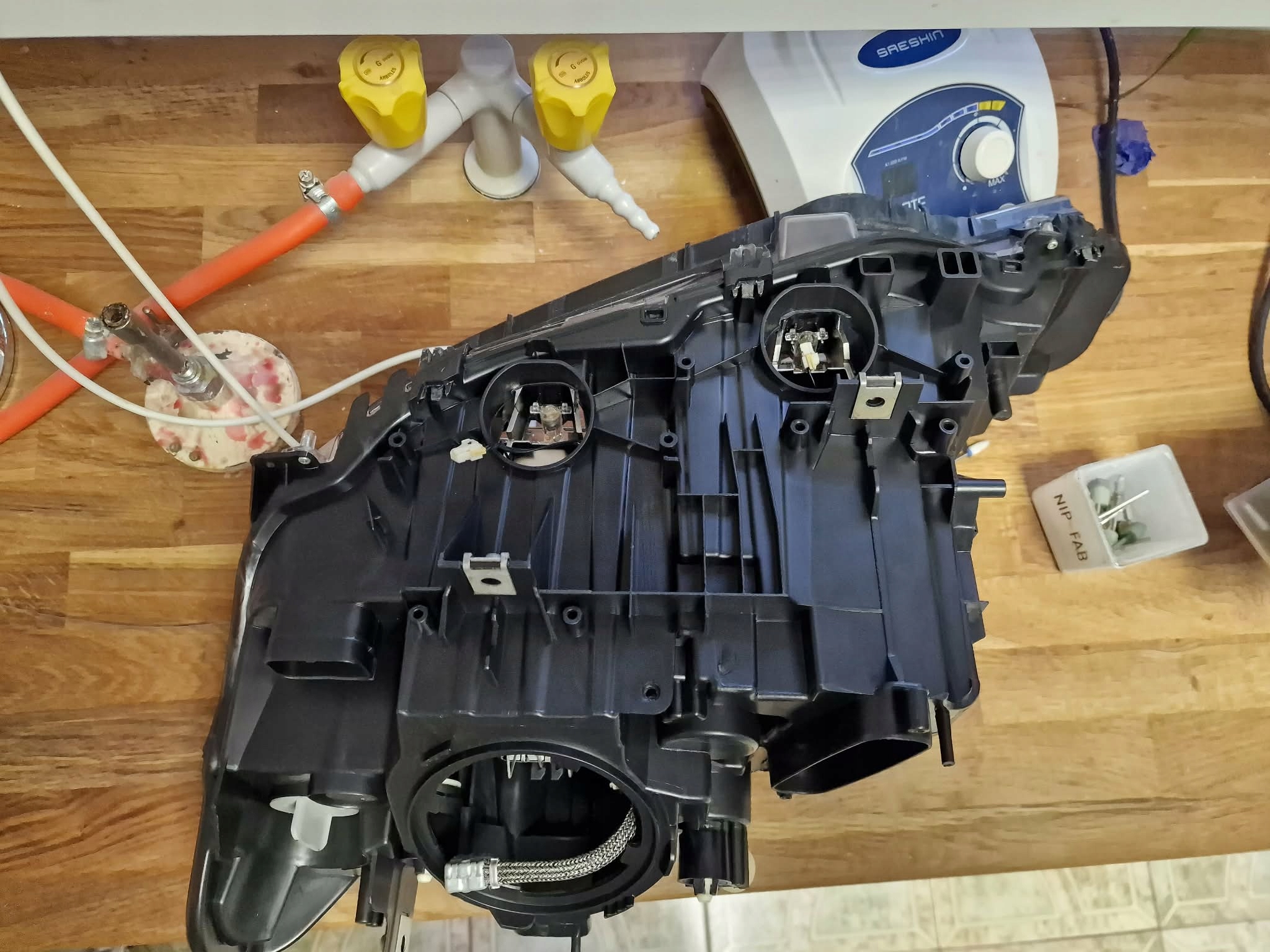 přední světlomet BMW OE bixenon komplet levý i pravý, Skladem v EU — foto 7 z 10