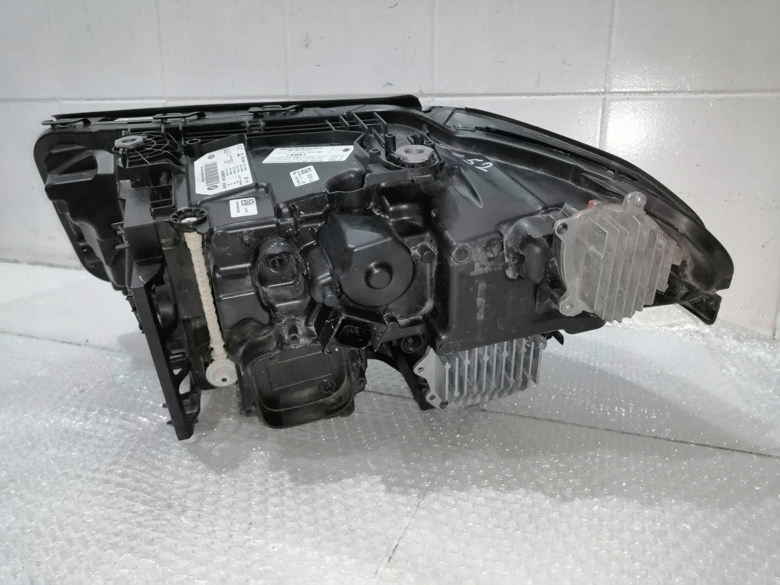 přední světlomet pravá BMW OE laserowa evropská, Skladem v EU — foto 9 z 10