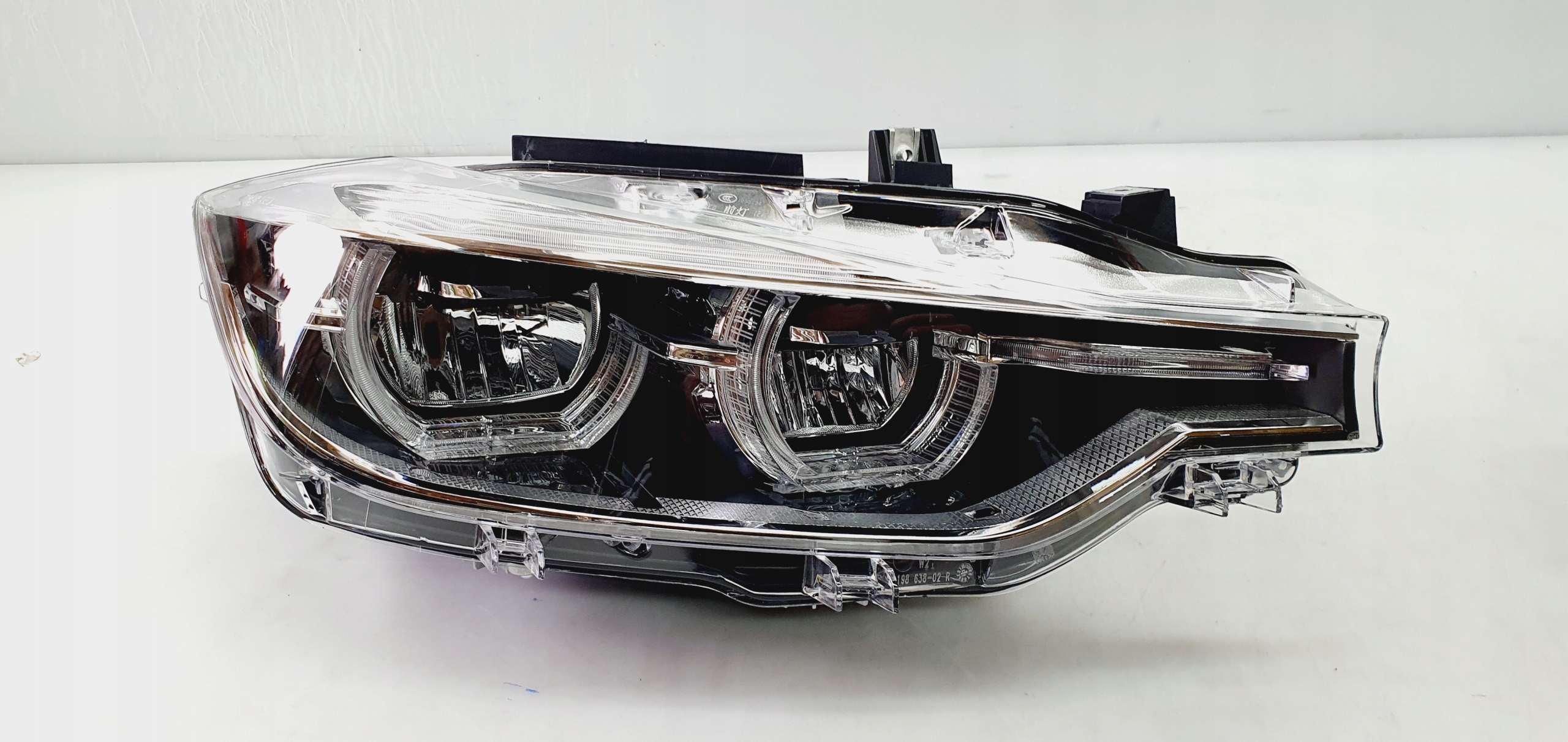 přední světlomet BMW LED elektrická komplet levý i pravý EU, Skladem v EU — foto 2 z 15