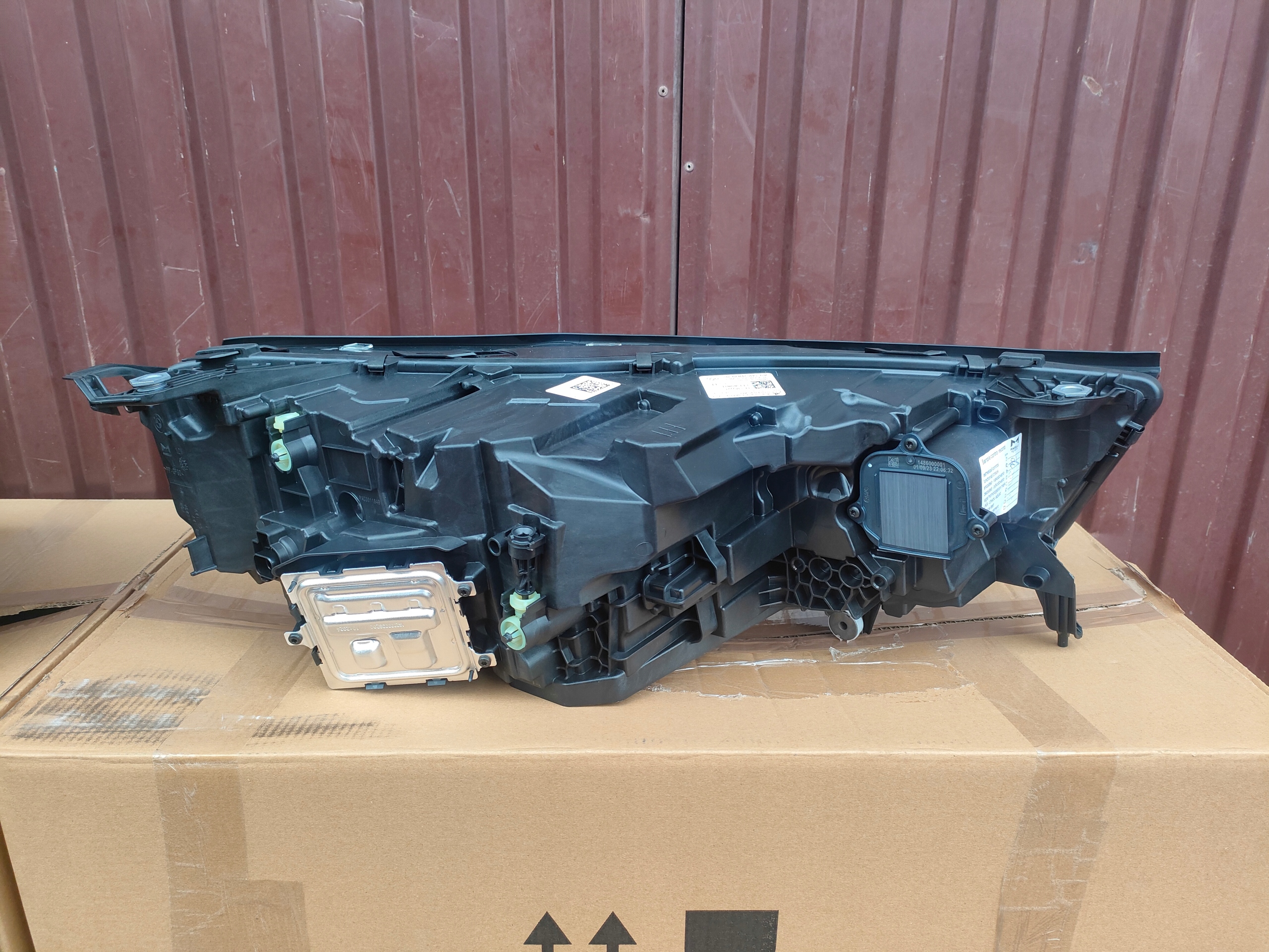 světlomety přední BMW OE LED elektrická regulace levé + pravé, Skladem v EU — foto 3 z 12
