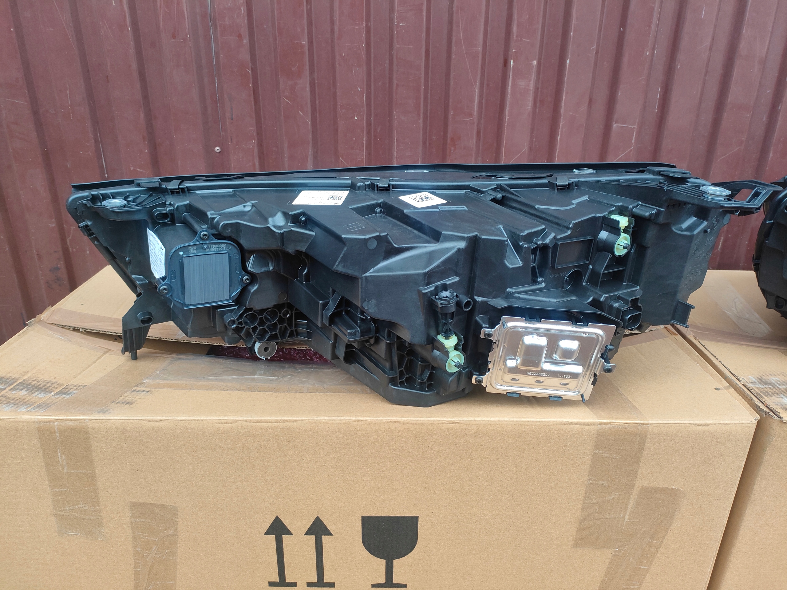 světlomety přední BMW OE LED elektrická regulace levé + pravé, Skladem v EU — foto 4 z 12
