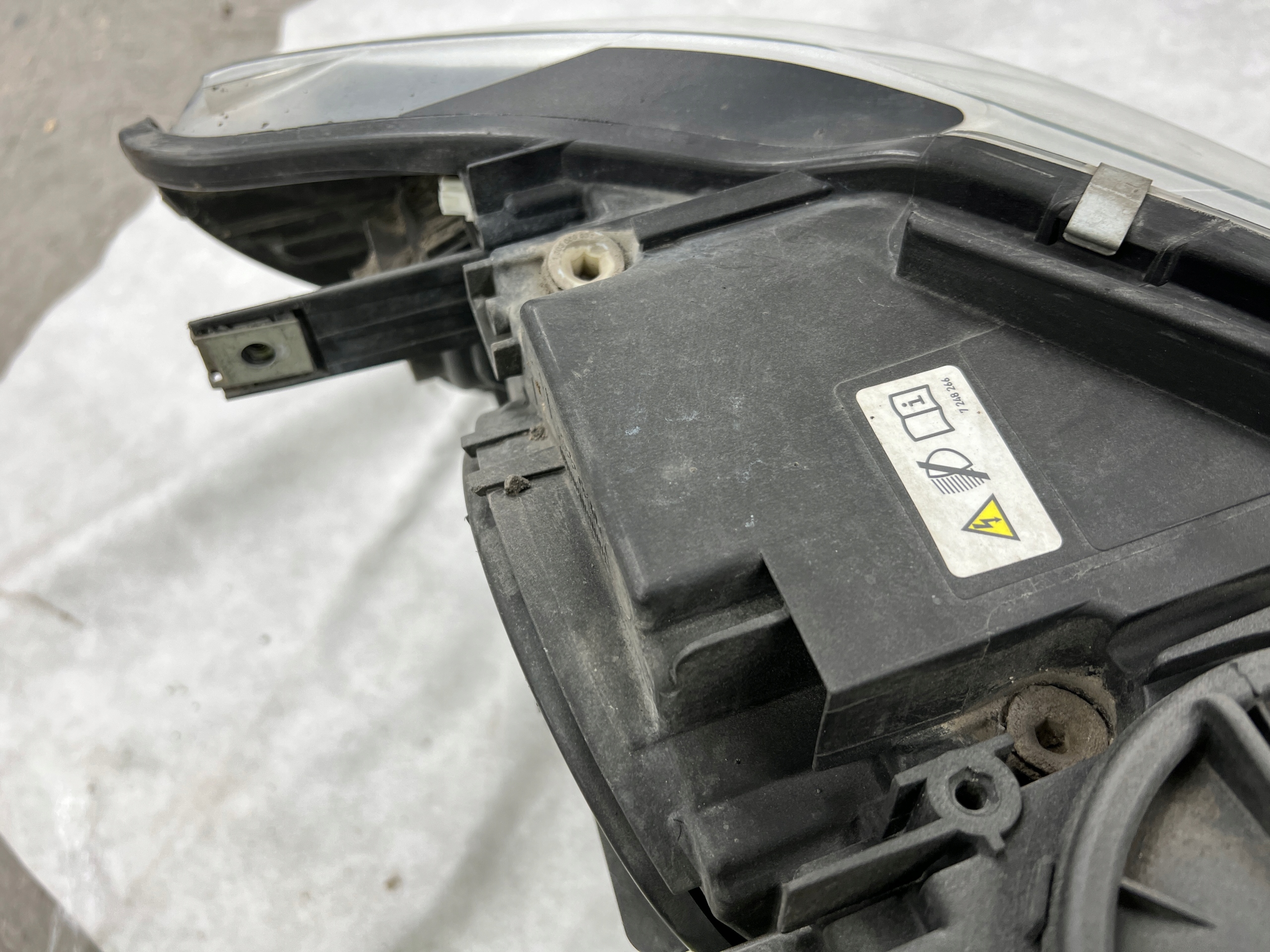 přední světlomet Valeo LED komplet levý i pravý elektrická regulace BMW 4, Skladem v EU — foto 9 z 9