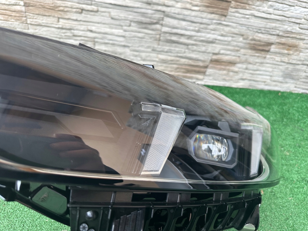 přední světlomet LED BMW OE na aut osobowych levé + pravé, dovoz Skladem v EU — foto 4 z 10