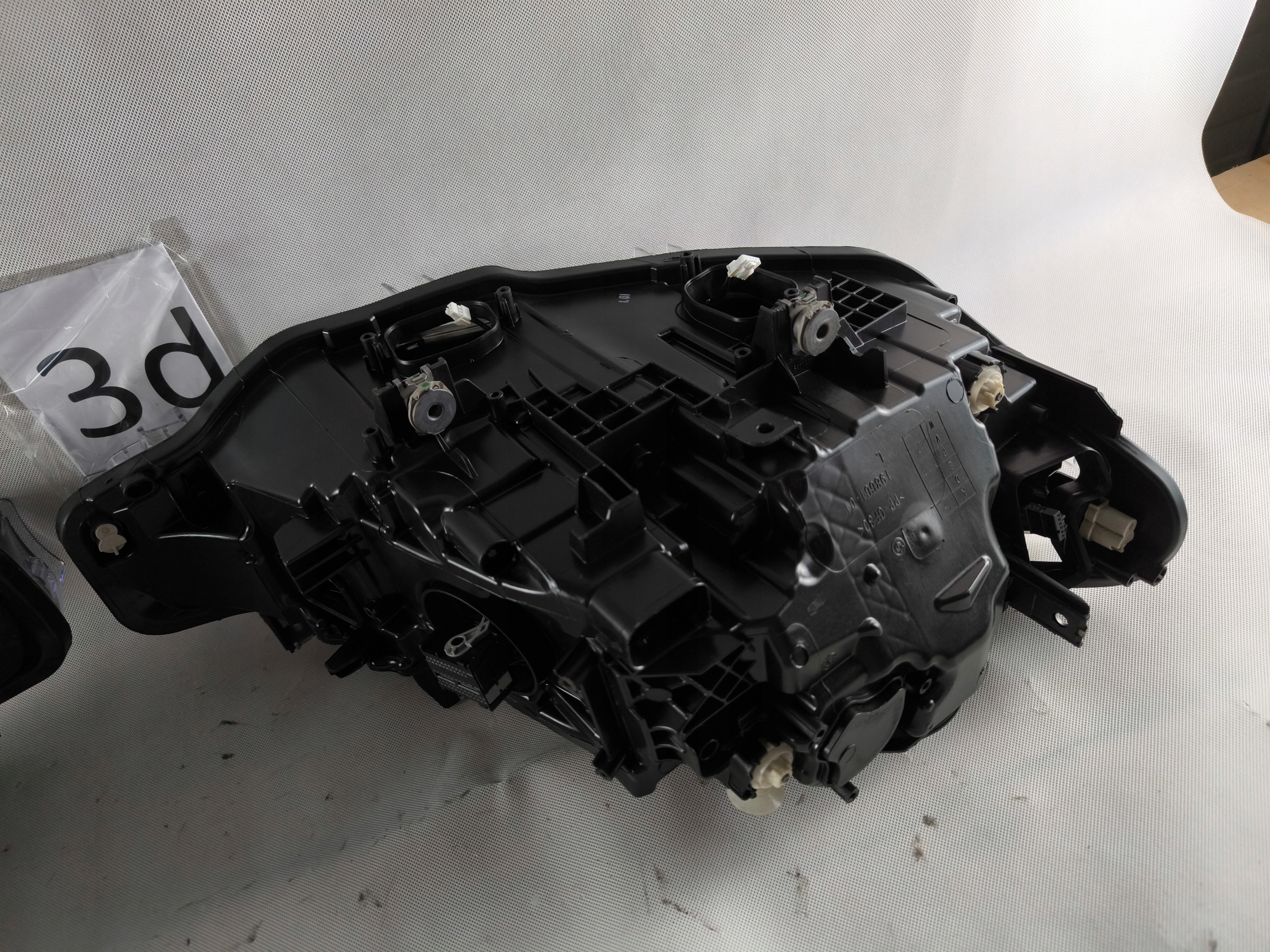 přední světlomet BMW OE LED evropská komplet levý i pravý z regulace elektrická, Skladem v EU — foto 12 z 12