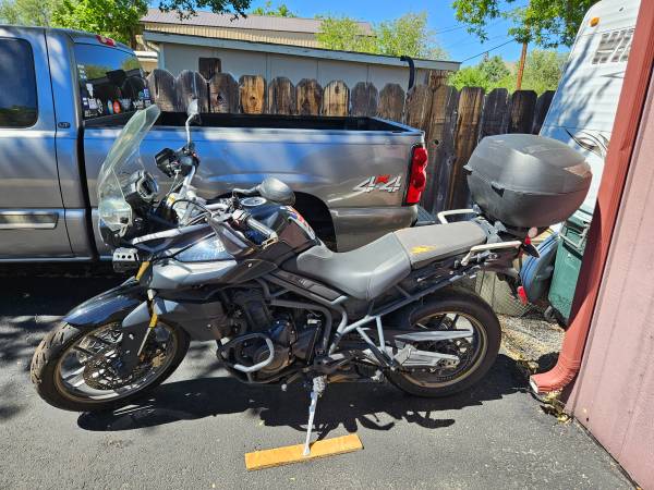 2012 Triumph, dovoz USA — foto 3 z 4