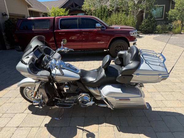 2016 Harley-Davidson, dovoz USA — foto 2 z 10