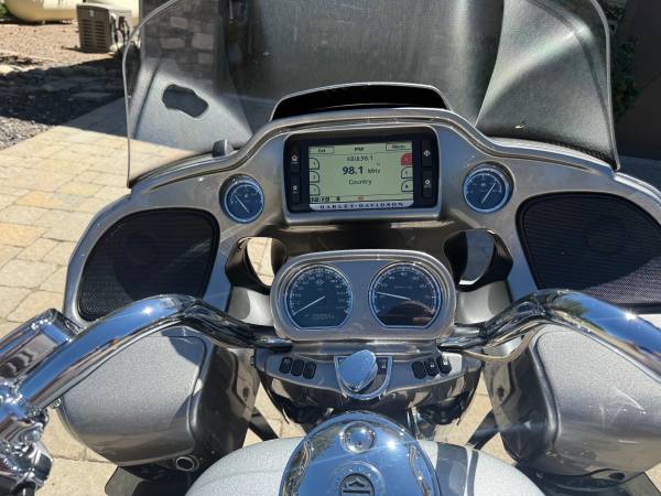 2016 Harley-Davidson, dovoz USA — foto 8 z 10