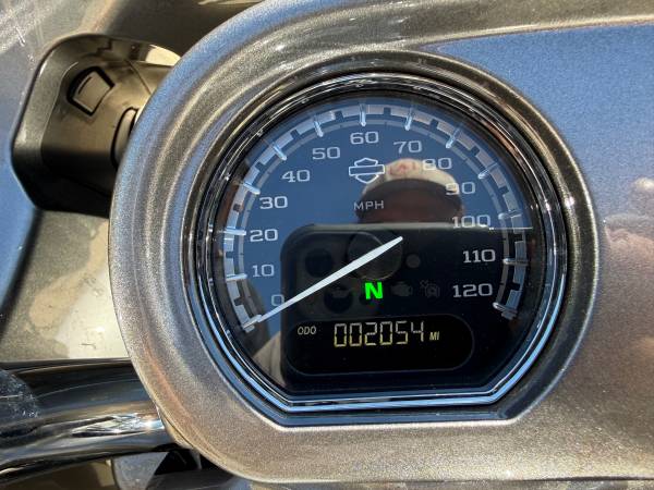 2016 Harley-Davidson, dovoz USA — foto 9 z 10