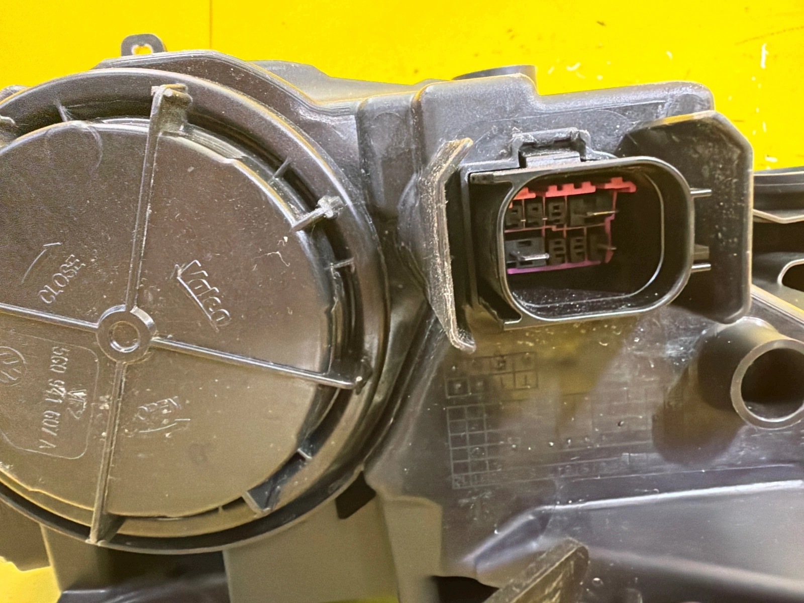 světlomet levá světlomet levá Lamborghini Urus Full Led 4ML941035F, Skladem v EU — foto 10 z 10
