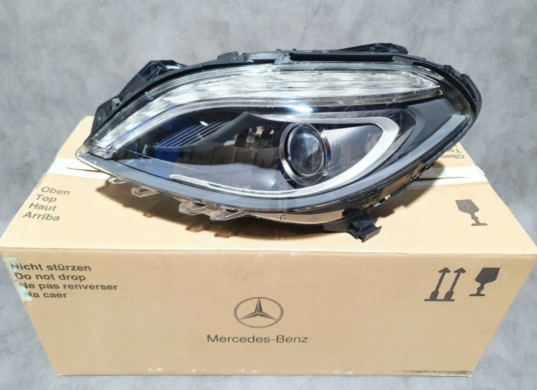 MERCEDES-BENZ B W246 přední světlomet levý LHD A2468200739, dovoz Skladem v EU — foto 2 z 8