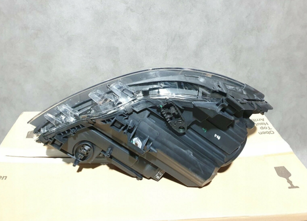 MERCEDES-BENZ B W246 přední světlomet levý LHD A2468200739, dovoz Skladem v EU — foto 6 z 8