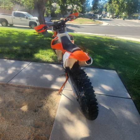 2017 KTM, dovoz USA — foto 4 z 5