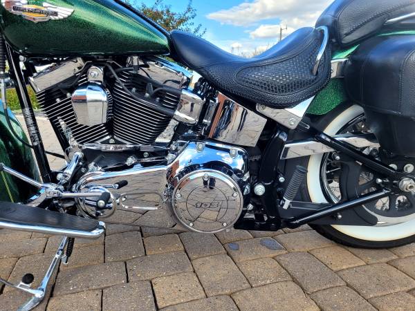 2014 Harley-Davidson, dovoz USA — foto 4 z 6