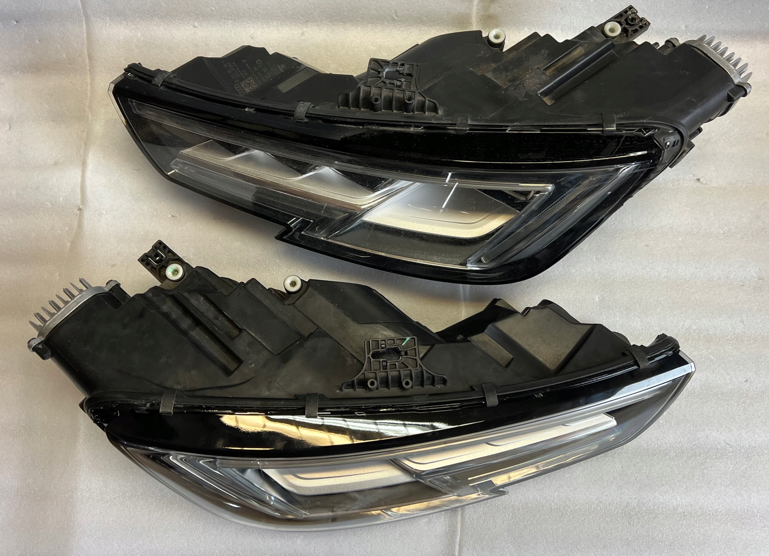 Audi A4 B9 FULL LED Matrix 8w0941035 8w0941036 Idealne, Skladem v EU — foto 2 z 6