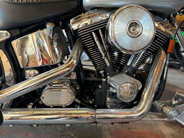 Harley-Davidson, dovoz USA — foto 2 z 9