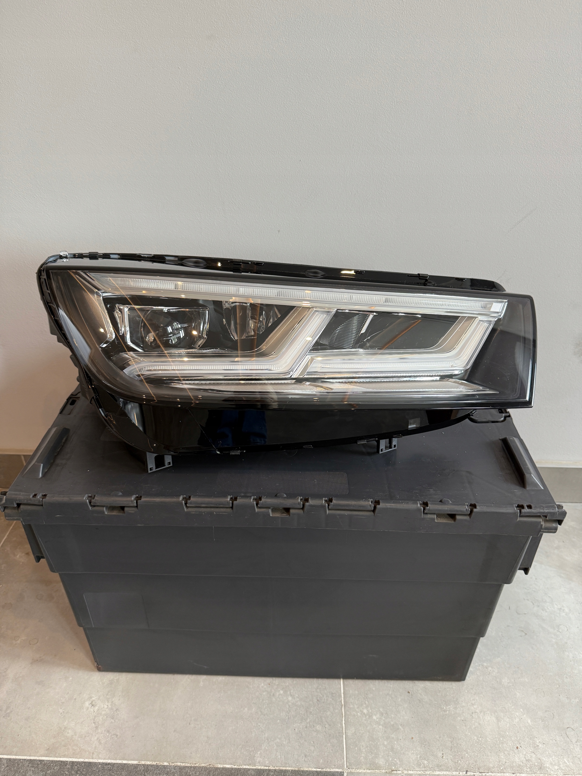 Audi Q5 FULL LED nová originál světlomet 80a941034, dovoz Skladem v EU — foto 3 z 8