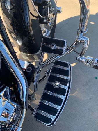 2007 Harley-Davidson, dovoz USA — foto 7 z 12