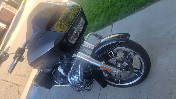 2015 Harley-Davidson, dovoz USA — foto 2 z 9