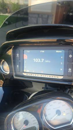 2015 Harley-Davidson, dovoz USA — foto 9 z 9