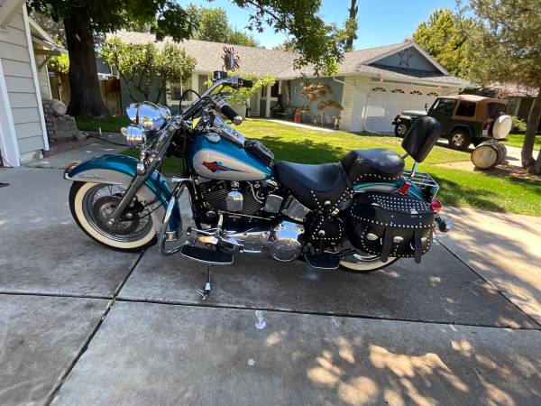 1995 Harley-Davidson, dovoz USA — foto 2 z 5