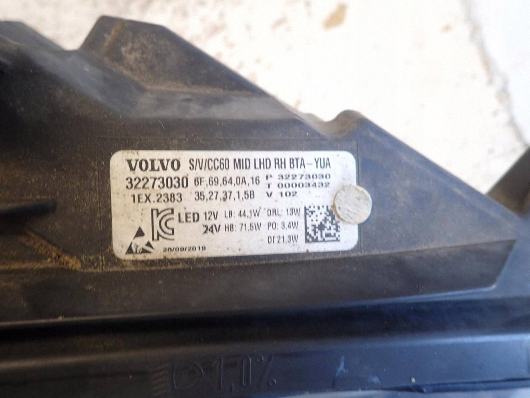 přední světlomet Volvo LED elektrická levé + pravé evropská, Skladem v EU — foto 6 z 6