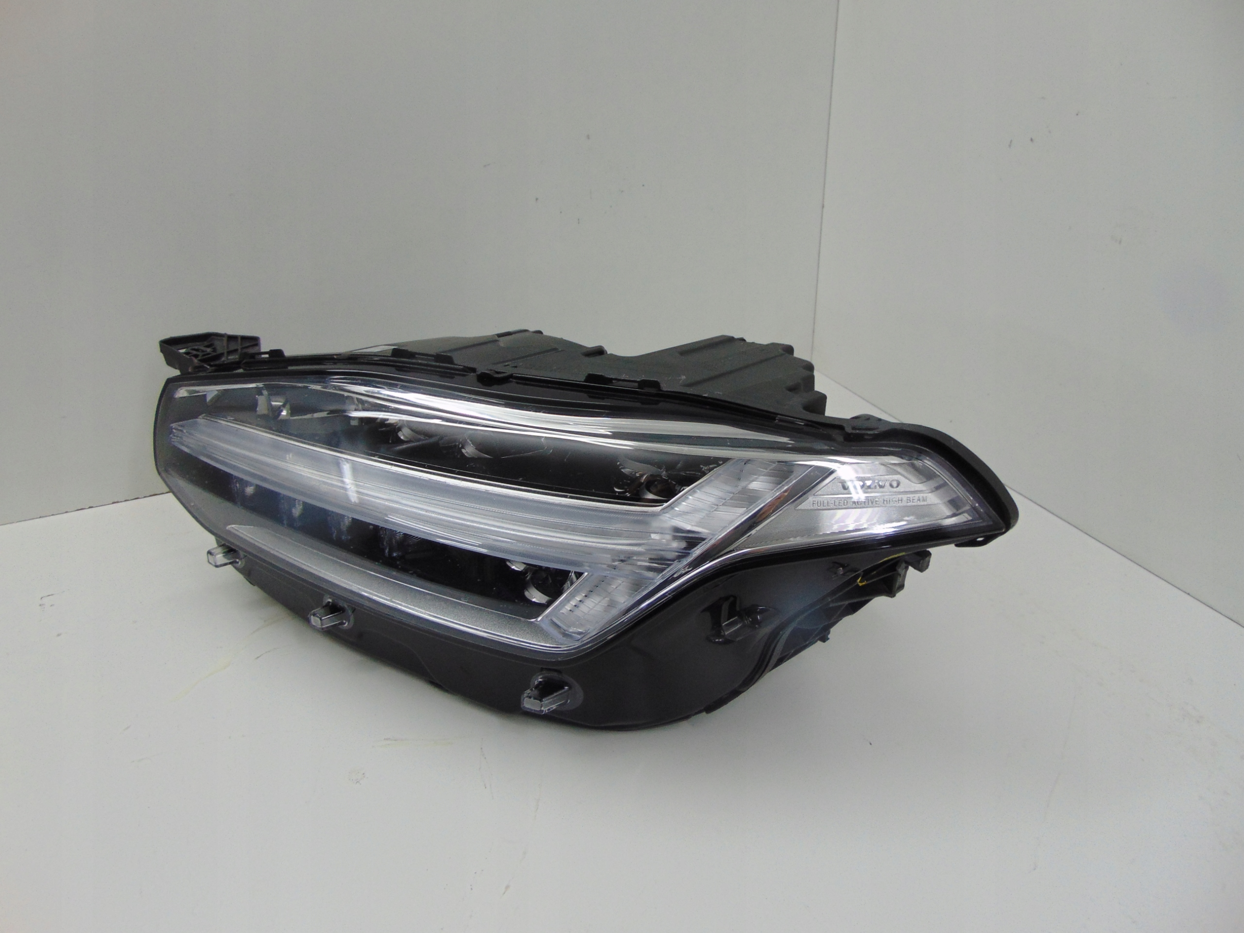 Volvo OE 31677038 full led světlomet, Skladem v EU — foto 9 z 16