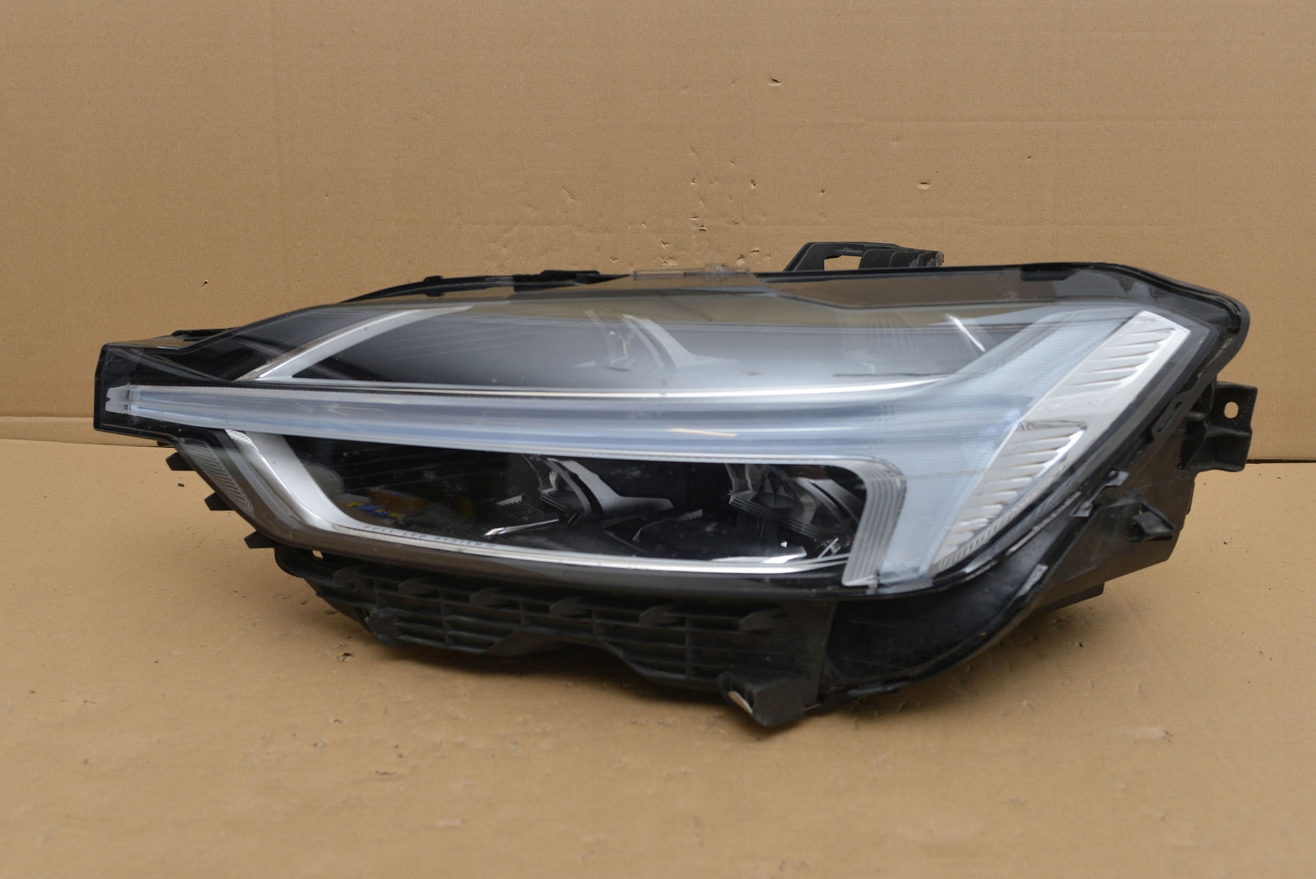 Volvo OE 31656614 světlomet full led system, Skladem v EU — foto 2 z 15