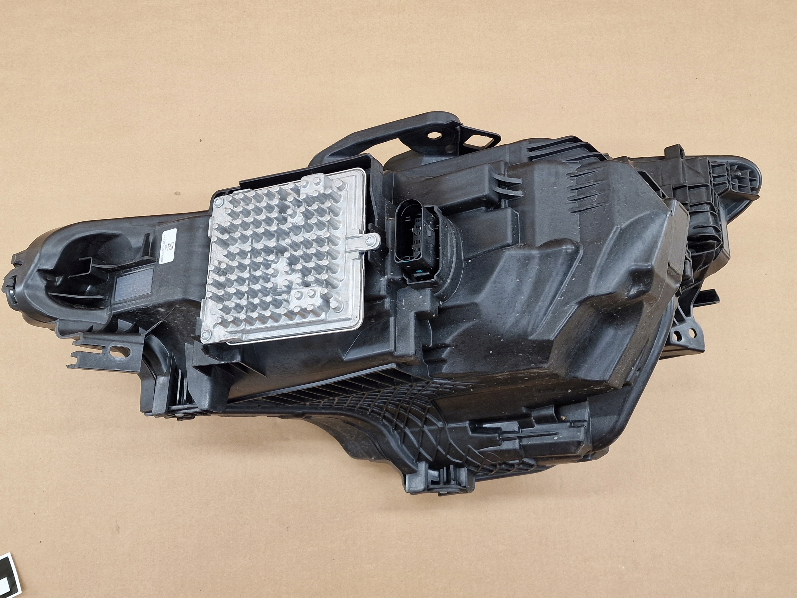 přední světlomet Volvo OE LED elektrická pravá, dovoz Skladem v EU — foto 7 z 7