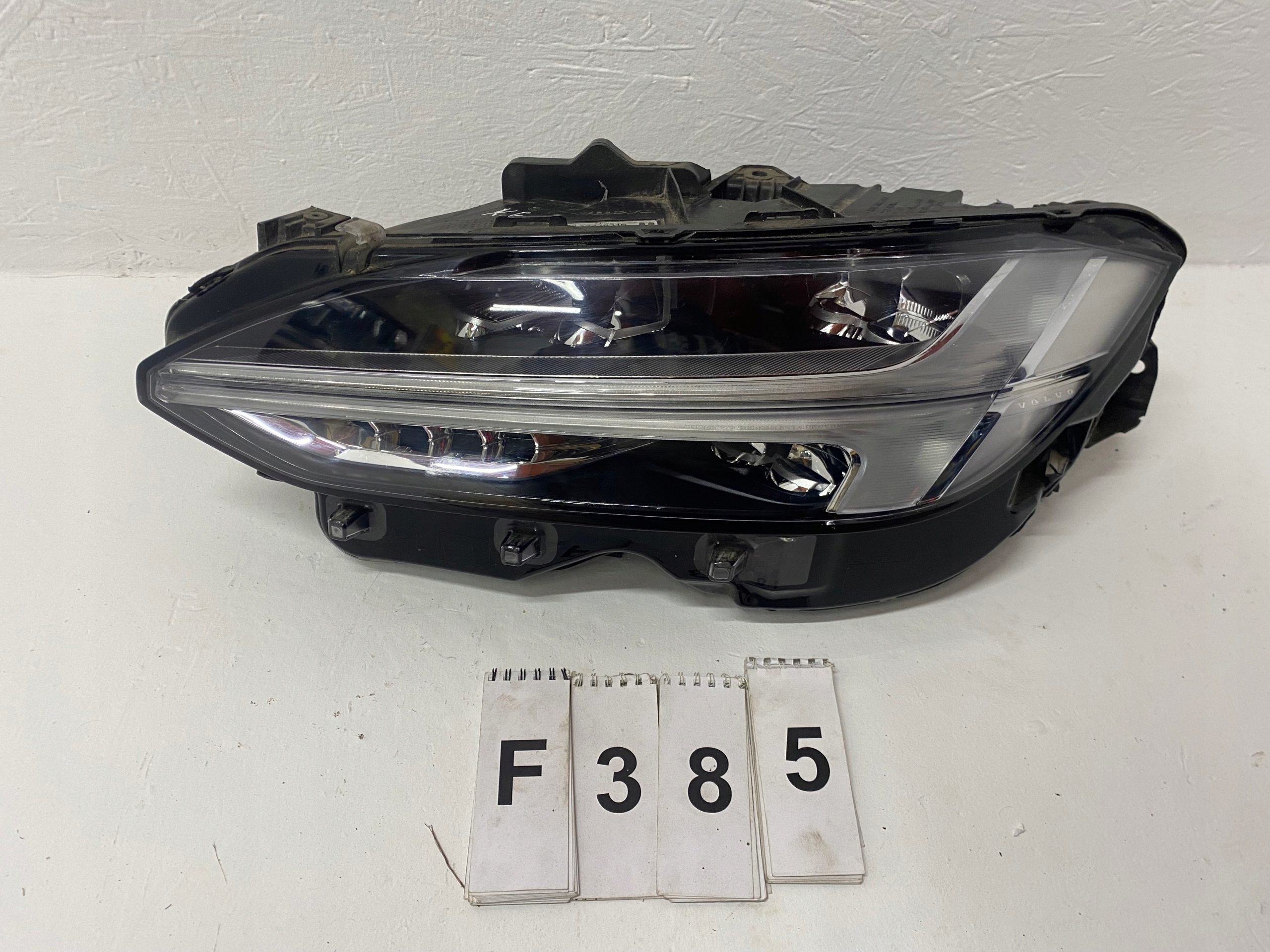 Volvo OE 32228316 světlomet led full led, Skladem v EU — foto 2 z 9