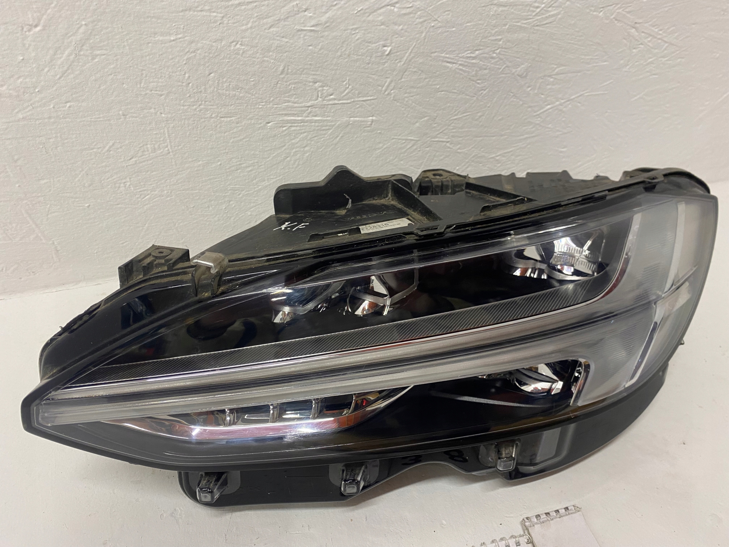 Volvo OE 32228316 světlomet led full led, Skladem v EU — foto 3 z 9