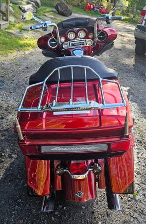 2009 Harley-Davidson, dovoz USA — foto 3 z 4