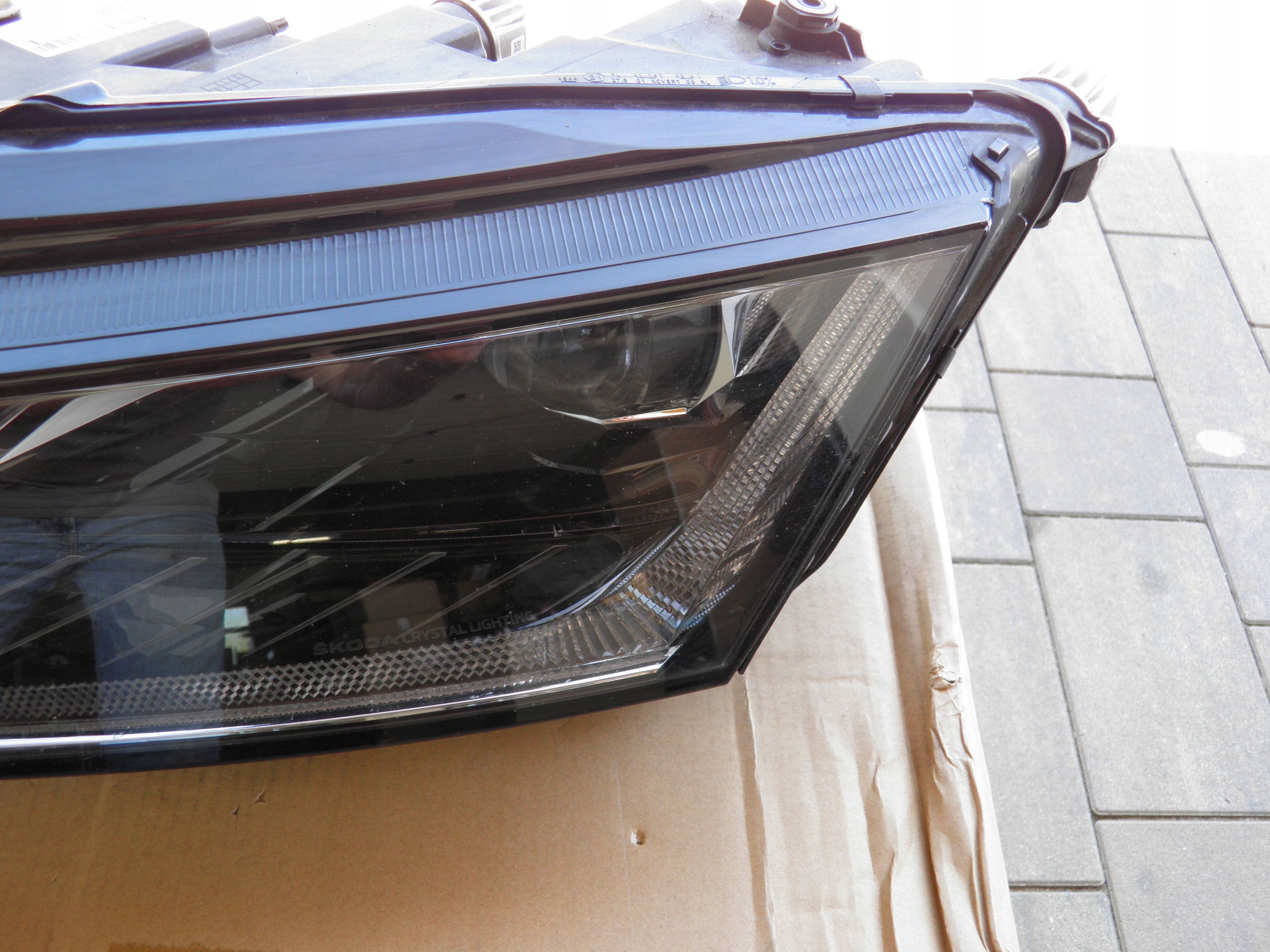Skoda Octavia 4 Iv světlomet levá levý přední 5e4941015b, dovoz Skladem v EU — foto 4 z 11