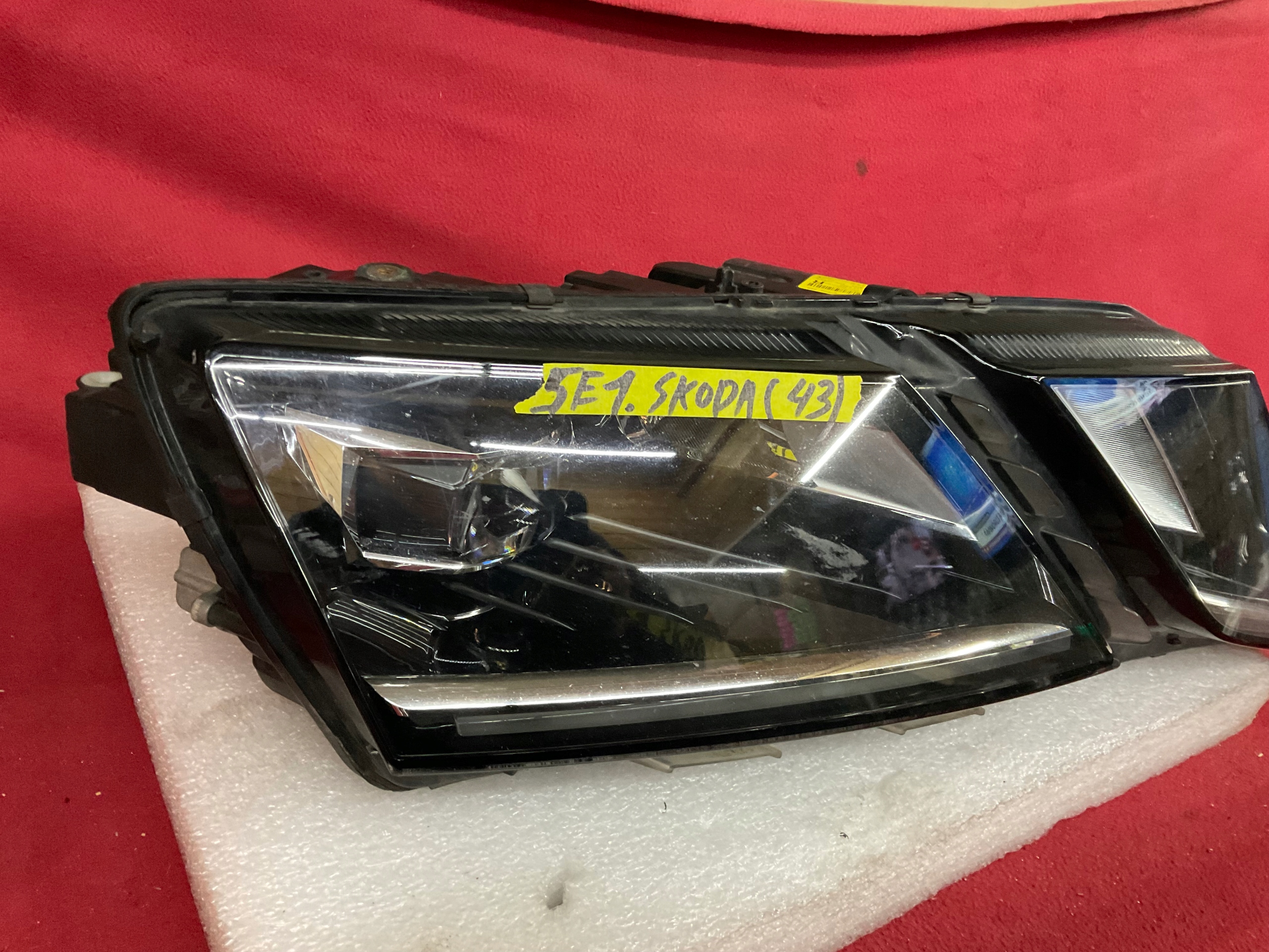 přední světlomet přední pravá Skoda Octavia Iii 3 Lift FULL LED 17- 5e1941016e, dovoz Skladem v EU — foto 3 z 11