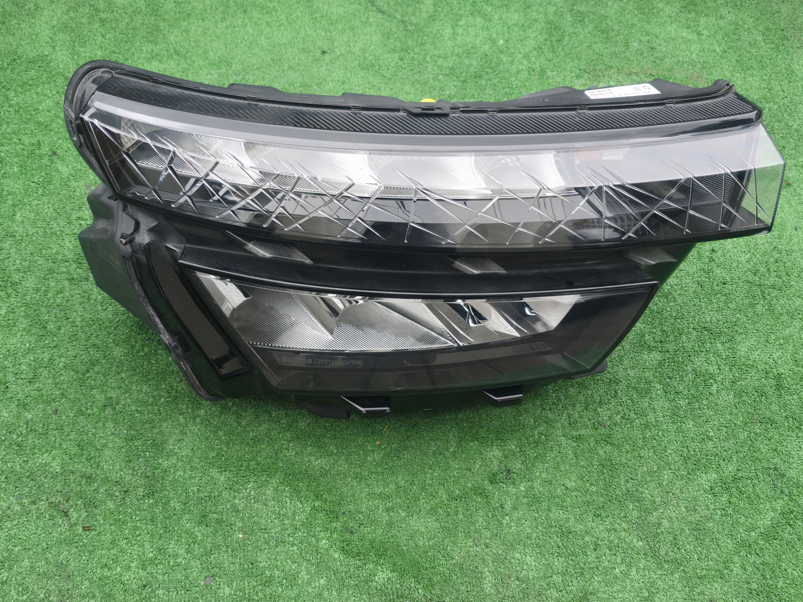 Skoda OE 658.941.016 přední světlomet, dovoz Skladem v EU — foto 2 z 5