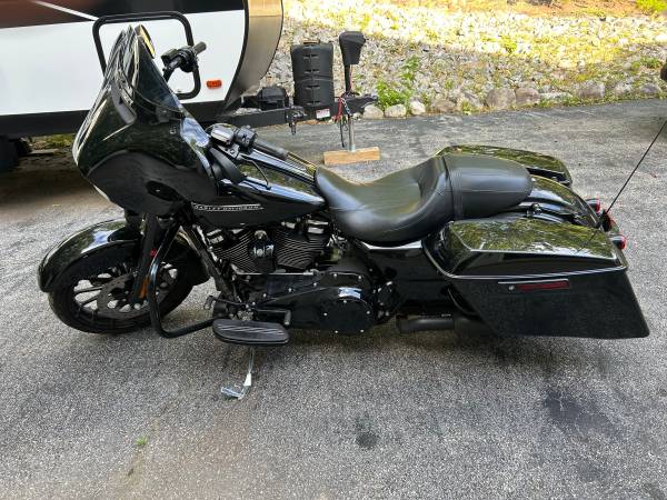 2018 Harley-Davidson, dovoz USA — foto 2 z 5
