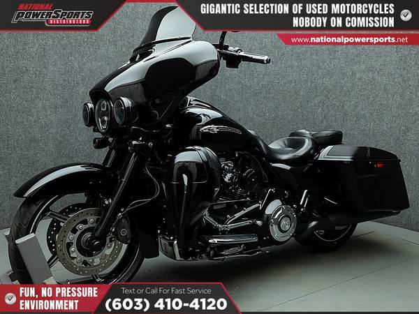 2016 Harley-Davidson, dovoz USA — foto 4 z 12