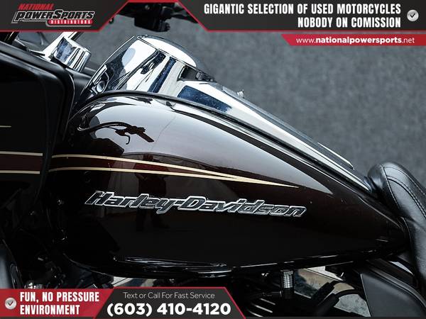 2011 Harley-Davidson, dovoz USA — foto 11 z 12